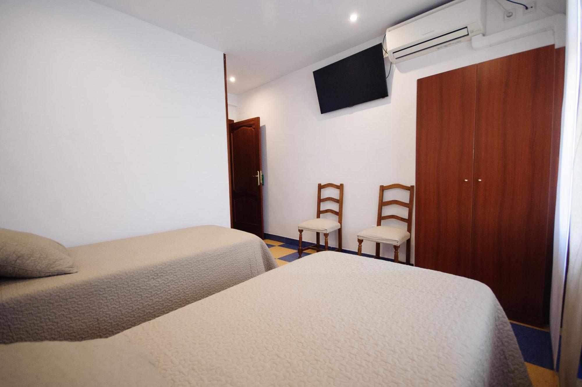 Hostal Restaurante La Trucha Benavente Room photo