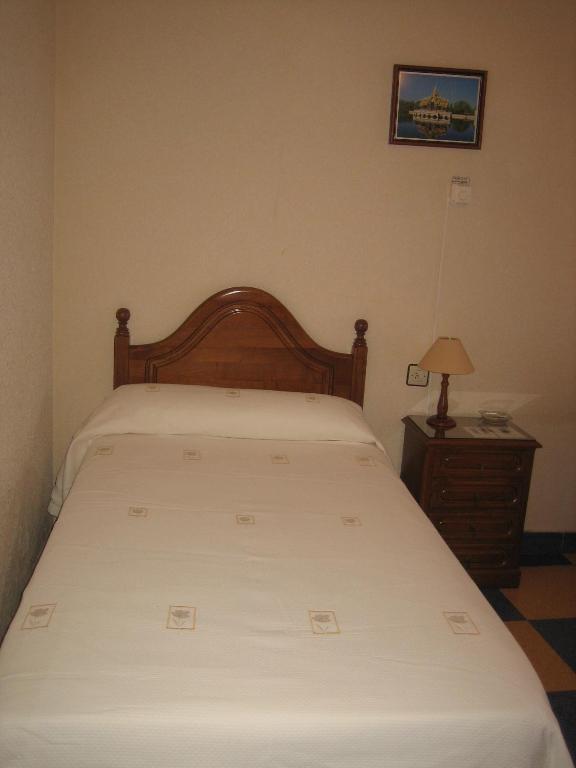 Hostal Restaurante La Trucha Benavente Room photo